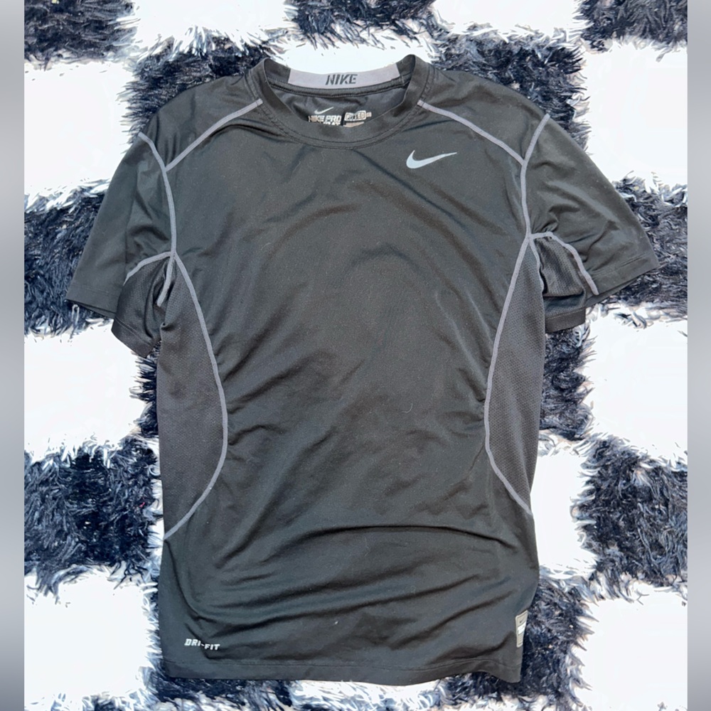 Nike Pro Combat Charcoal Gray dry-fit Tee